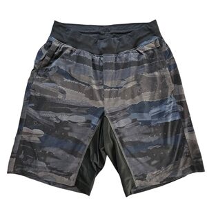 lululemon athletica Men's Black & Gray Camo Athletic Shorts